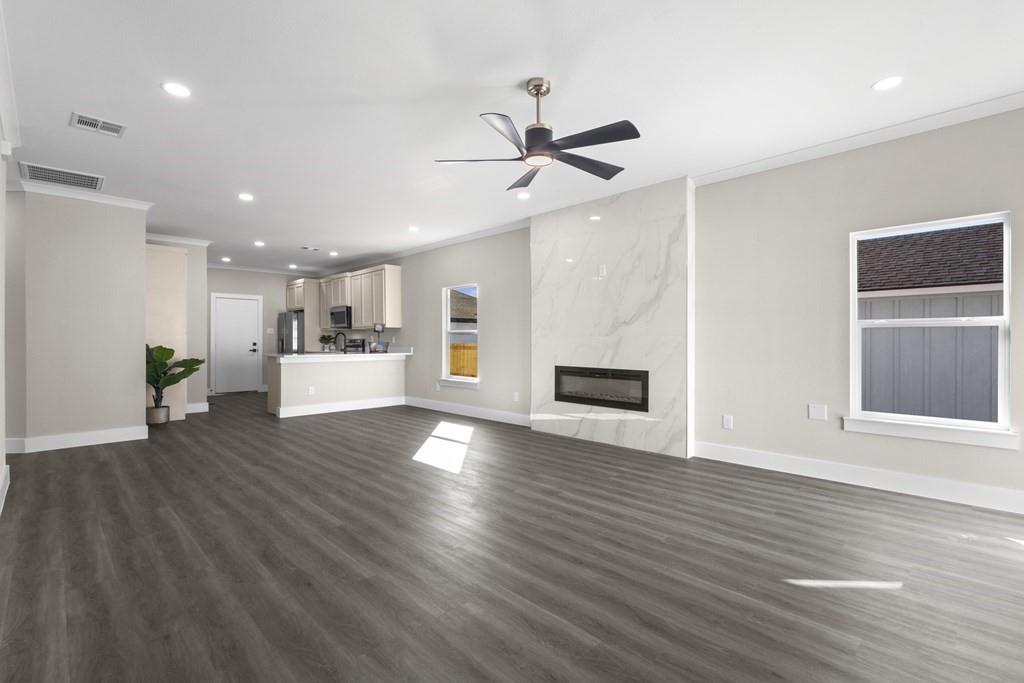 304 Rike Road Mabank, TX 75147 - Photo 2 of 25