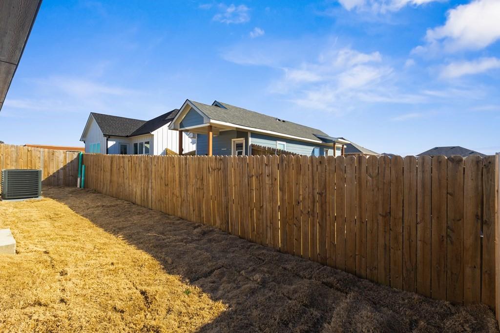 304 Rike Road Mabank, TX 75147 - Photo 23 of 25