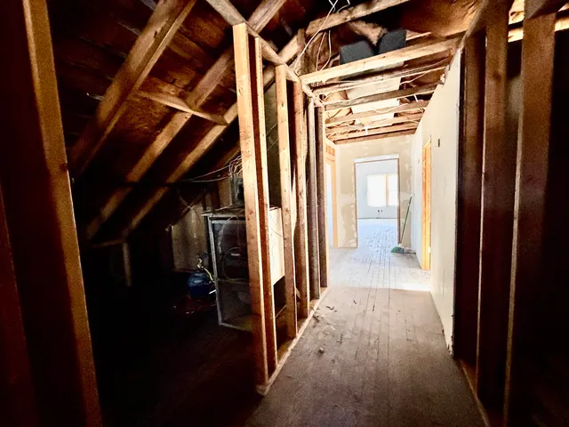 $187,500 | 201 West Marshall Street, Belvidere, IL 61008