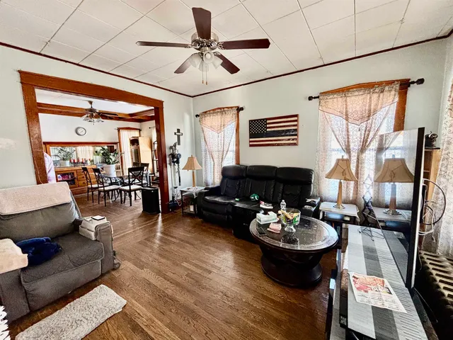 $187,500 | 201 West Marshall Street, Belvidere, IL 61008