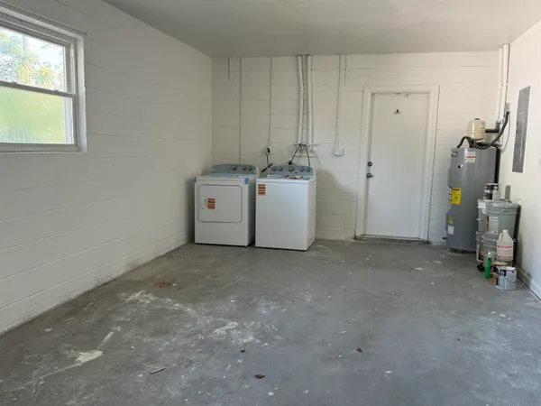 a view of a storage & utility room