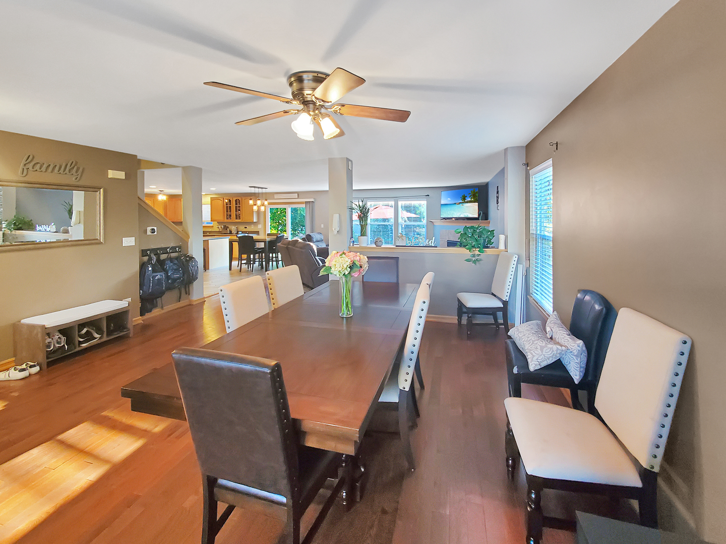 3231 Marbill Farm Road Montgomery, IL 60538 - Photo 3 of 17
