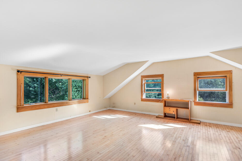 560 The Shore Road Castine, ME 04421 - Photo 21 of 43 560 The Shore Rd 11 of 45