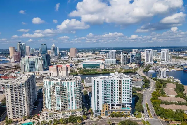 $649,500 | 1002 South Harbour Island Boulevard, Unit 1302, Tampa, FL 33602