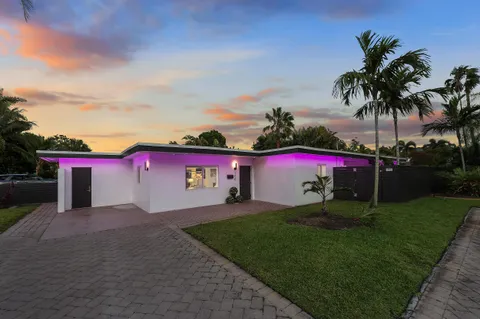 $1,140,000 | 100 Northeast 22nd Street, Wilton Manors, FL 33305