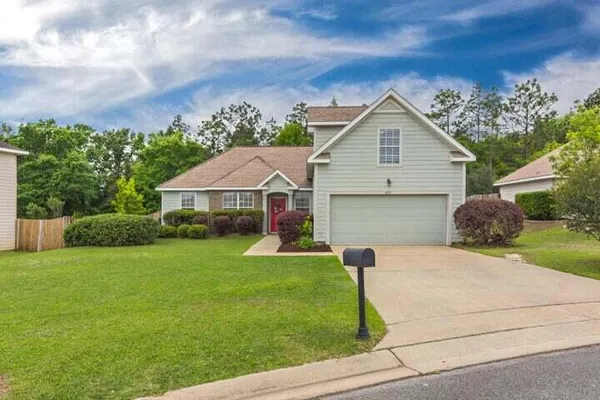 $2,300 | 401 Peoria Boulevard, Crestview, FL 32536
