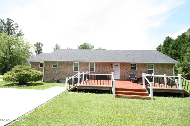 $1,950 | 4032 Northwest Road Northeast, Leland, NC 28451