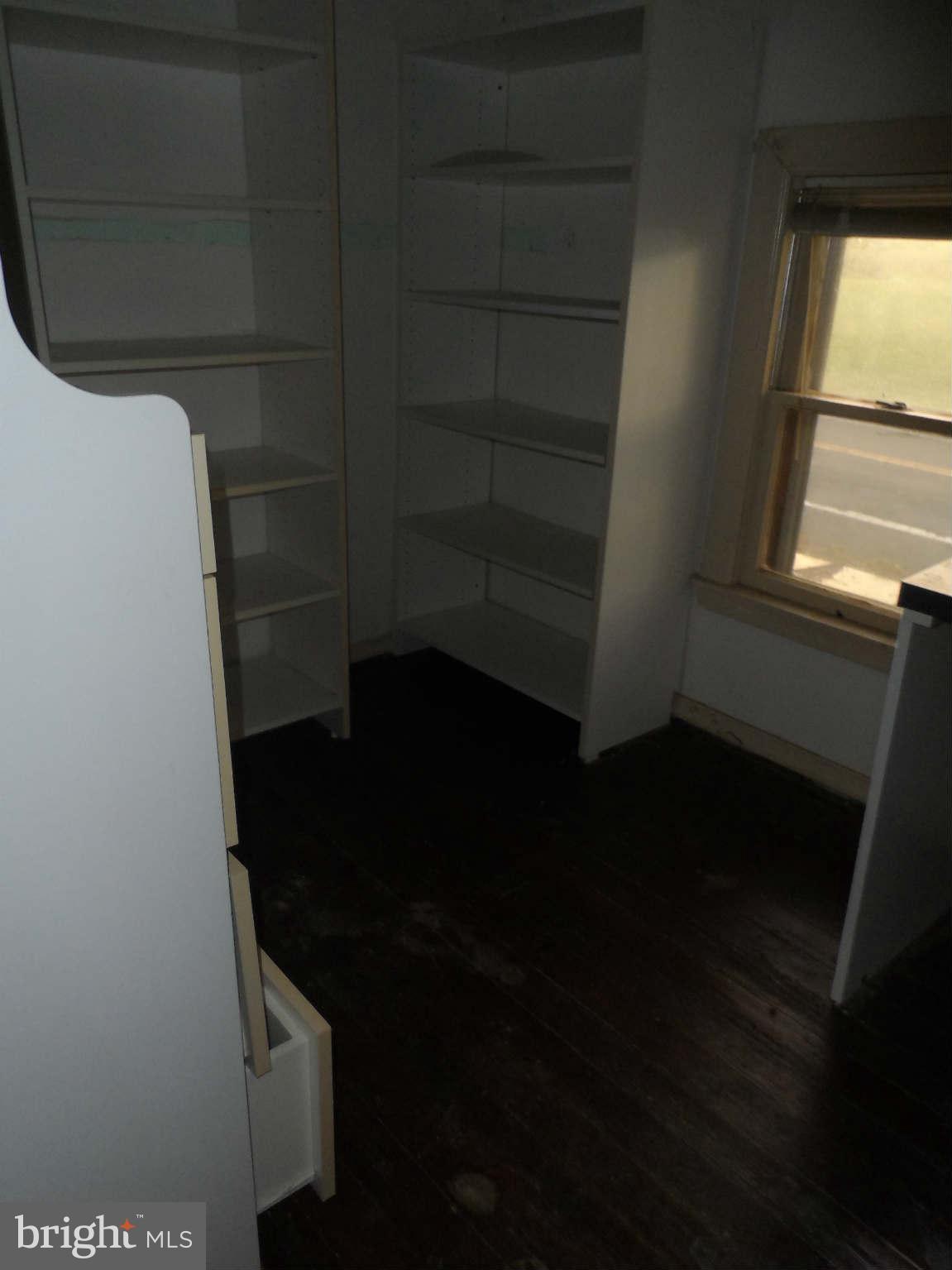 17244 Hamilton Station Road Hamilton, VA 20158 - Photo 14 of 18 Interior (General)