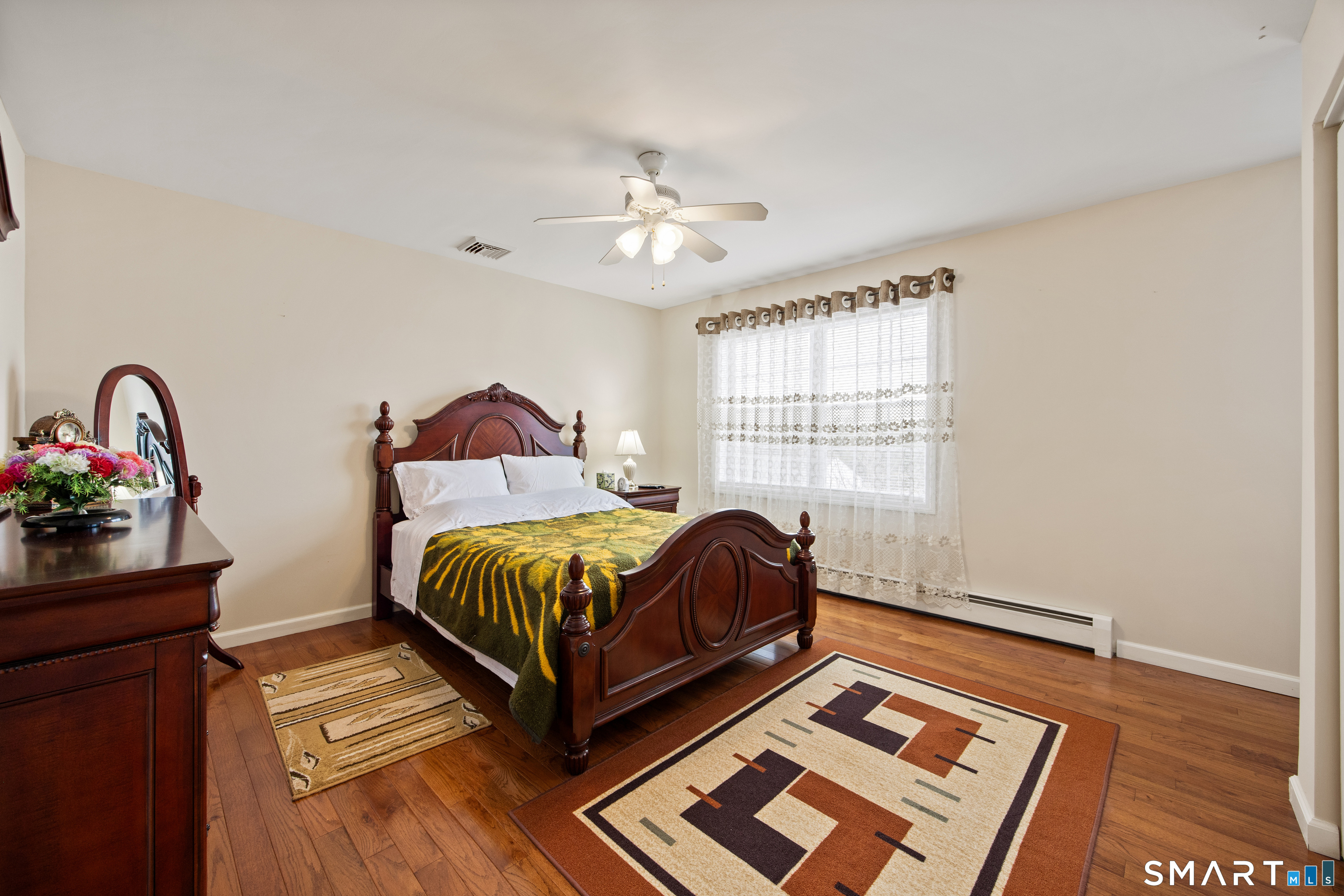 124 Russell Street Waterbury, CT 06708 - Photo 16 of 28 Gallery Image 16