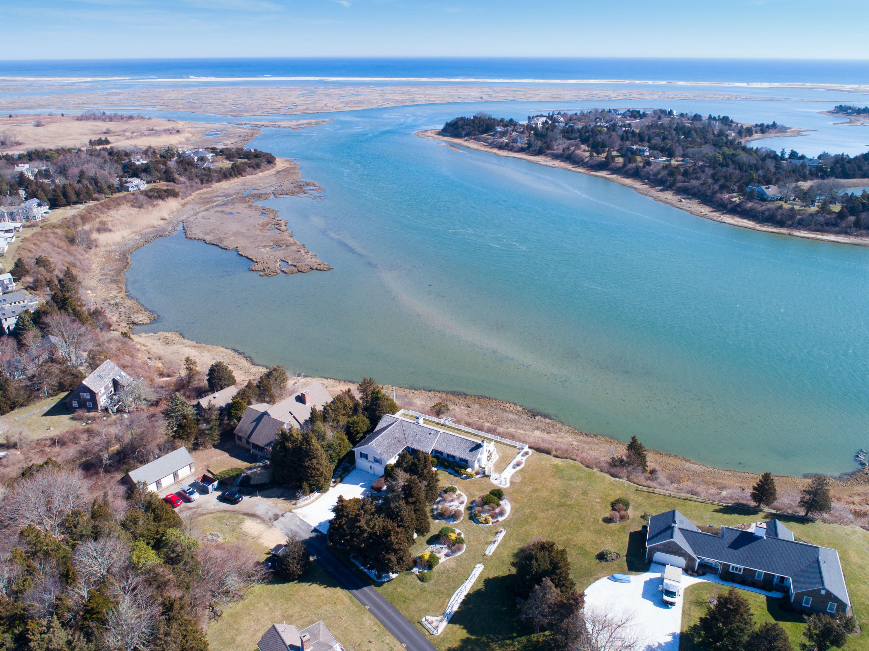 15 Cliff Road Eastham, MA 02642 - Photo 4 of 38 c7948504-2ac0-4abd-acf6-9a4bbe2c69ff