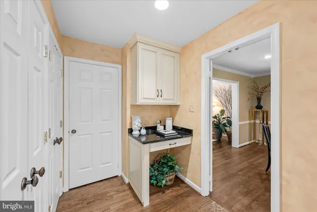 $1,200,000 | 11004 Haislip Court, Potomac, MD 20854