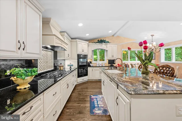 $1,200,000 | 11004 Haislip Court, Potomac, MD 20854