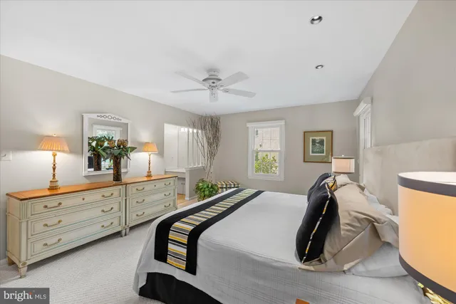 $1,200,000 | 11004 Haislip Court, Potomac, MD 20854