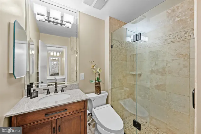 $1,200,000 | 11004 Haislip Court, Potomac, MD 20854