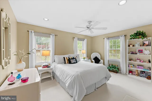 $1,200,000 | 11004 Haislip Court, Potomac, MD 20854