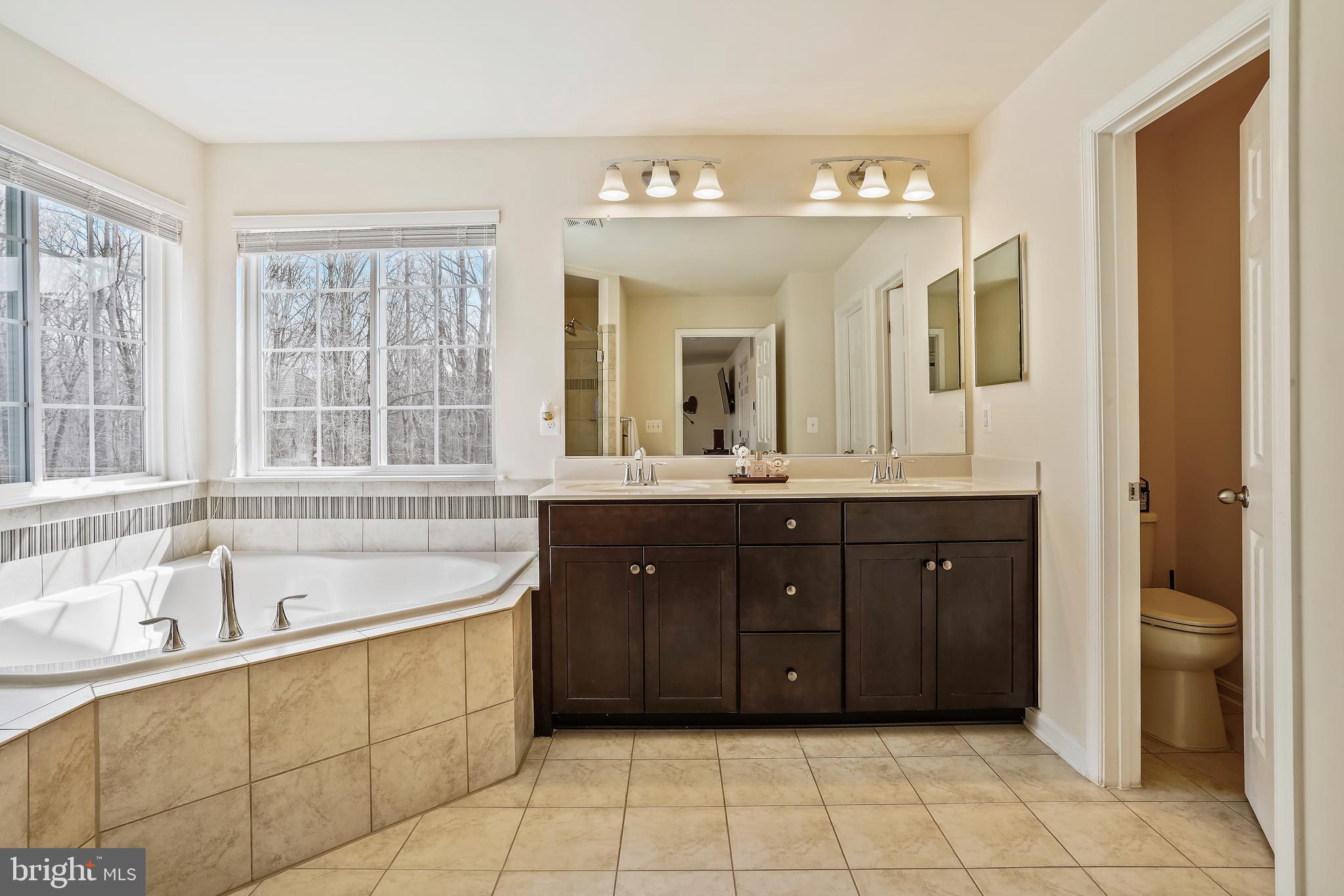 16063 Crossed Talons Road Woodbridge, VA 22193 - Photo 40 of 84 Gallery Image 40