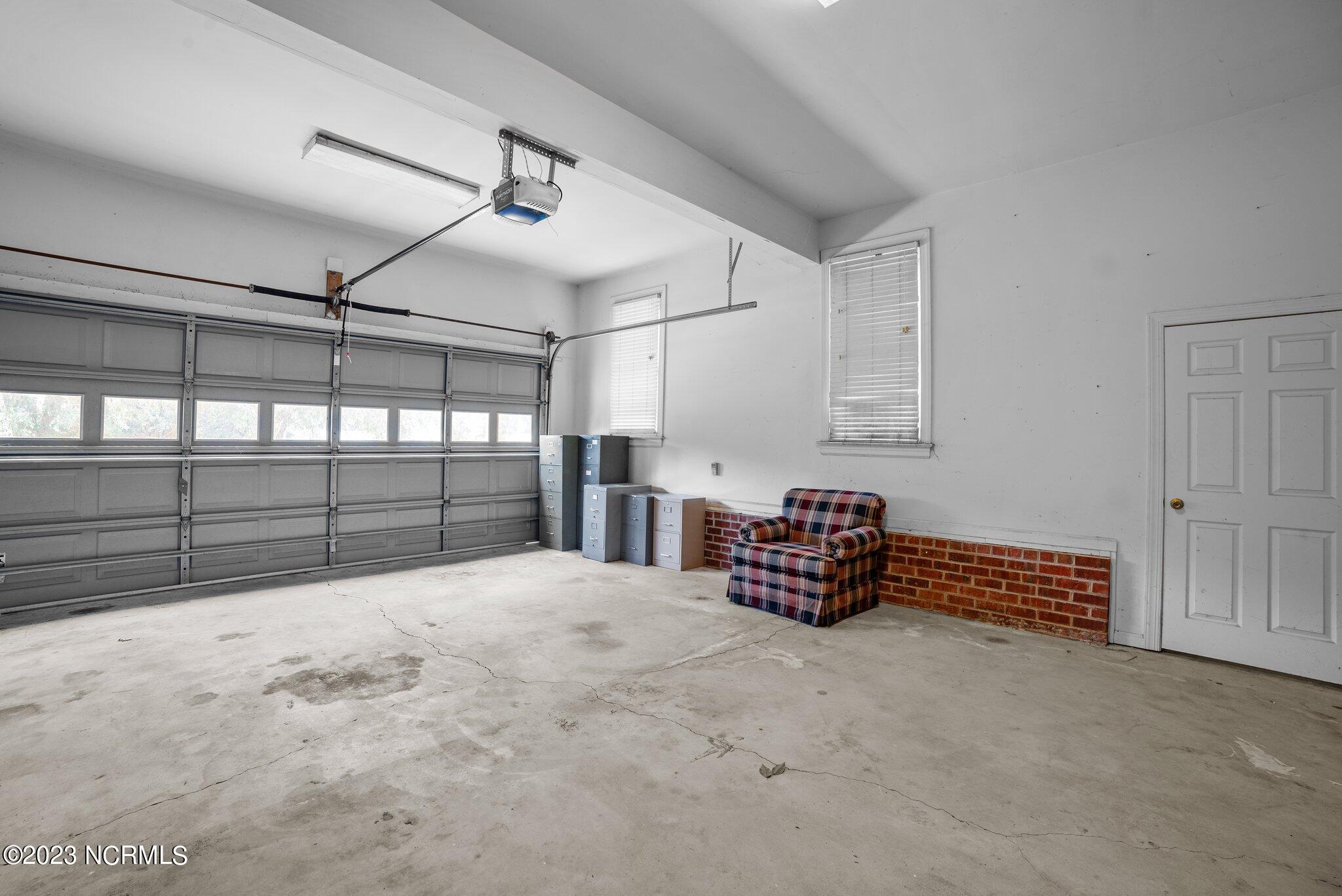 5904 Sandford Road Wilson, NC 27896 - Photo 10 of 43 39-web-or-mls-DSC_9900