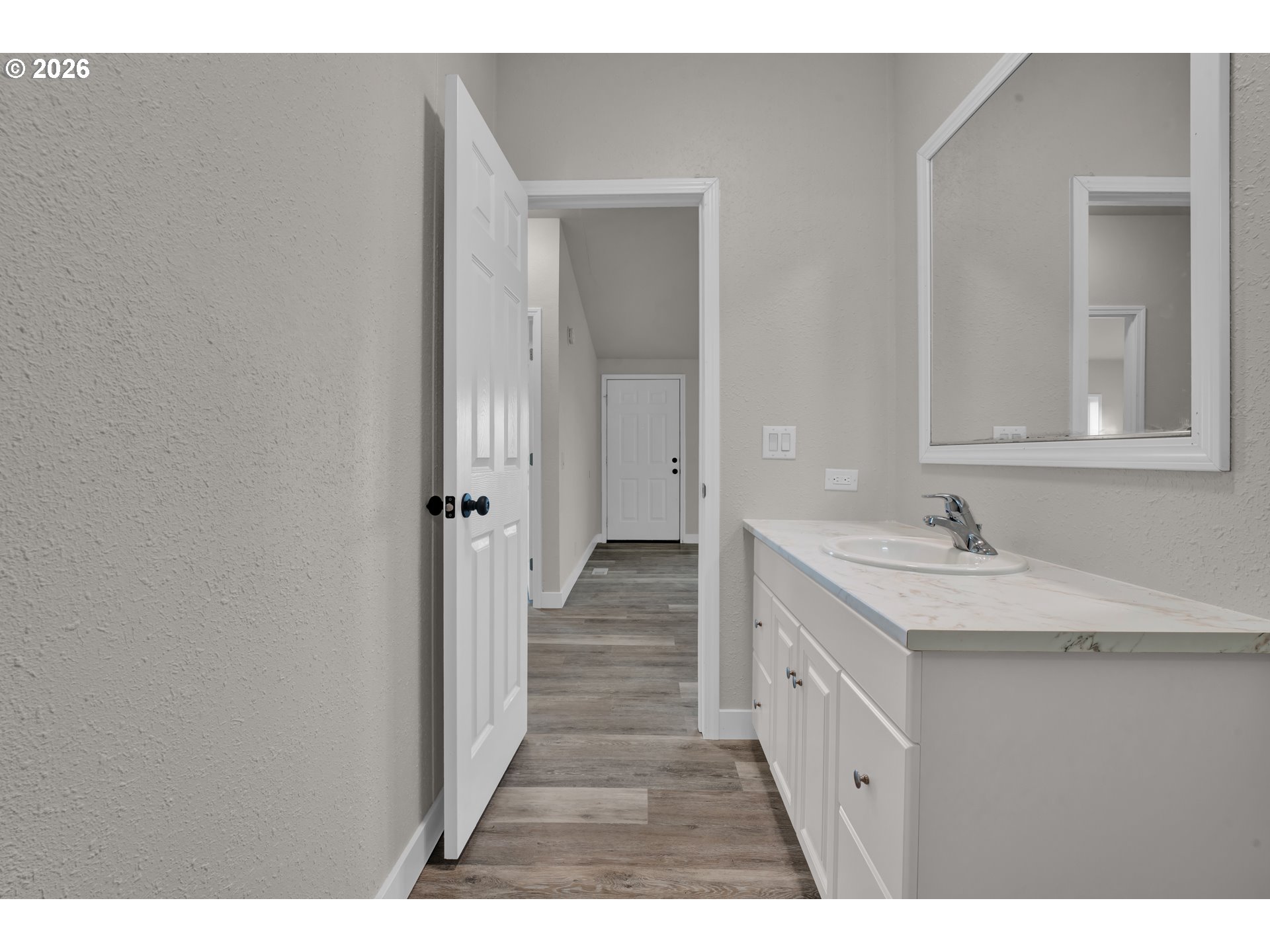 700 North Mill Street, Unit 112 Creswell, OR 97426 - Photo 23 of 28