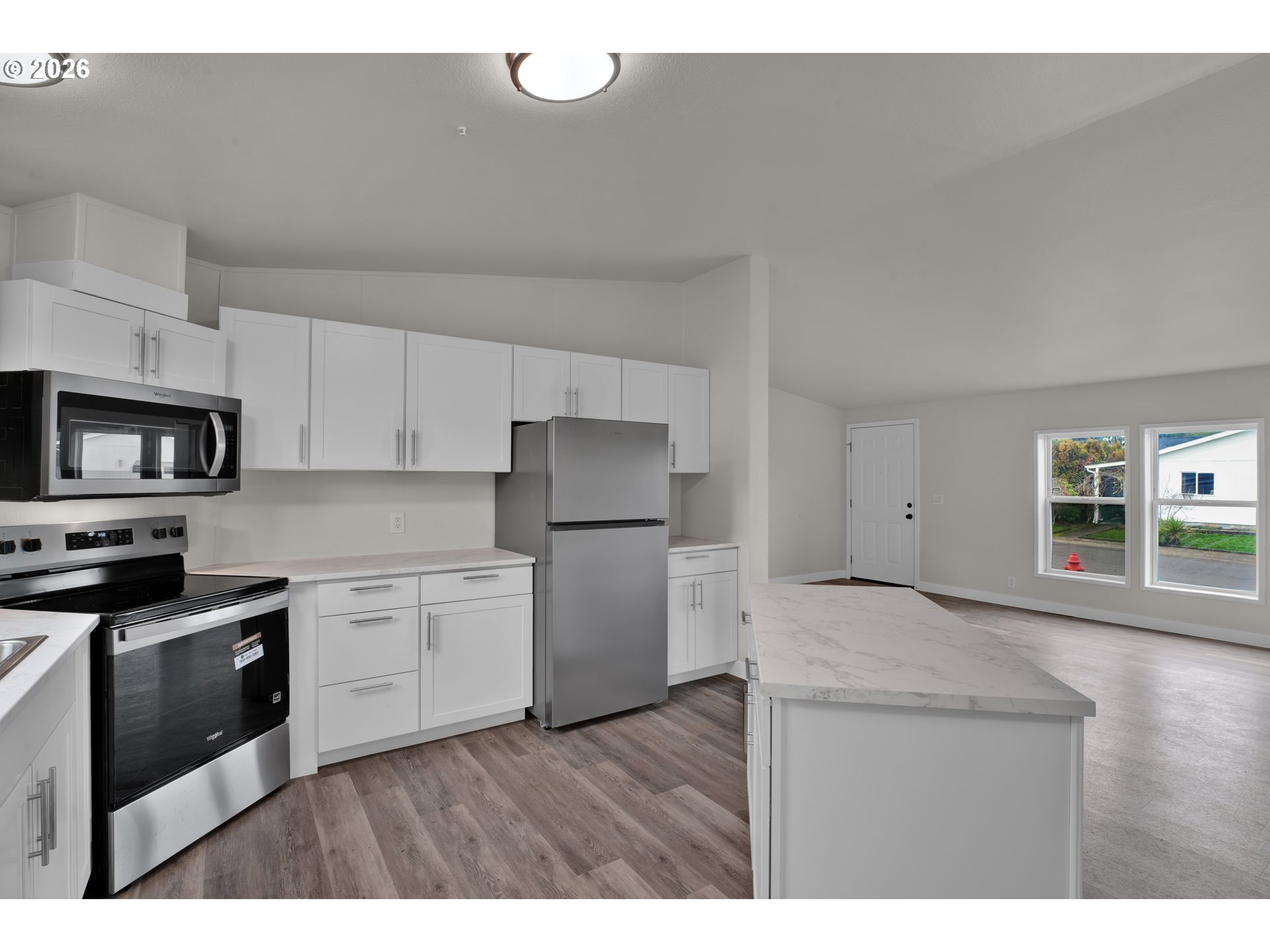 700 North Mill Street, Unit 112 Creswell, OR 97426 - Photo 9 of 28