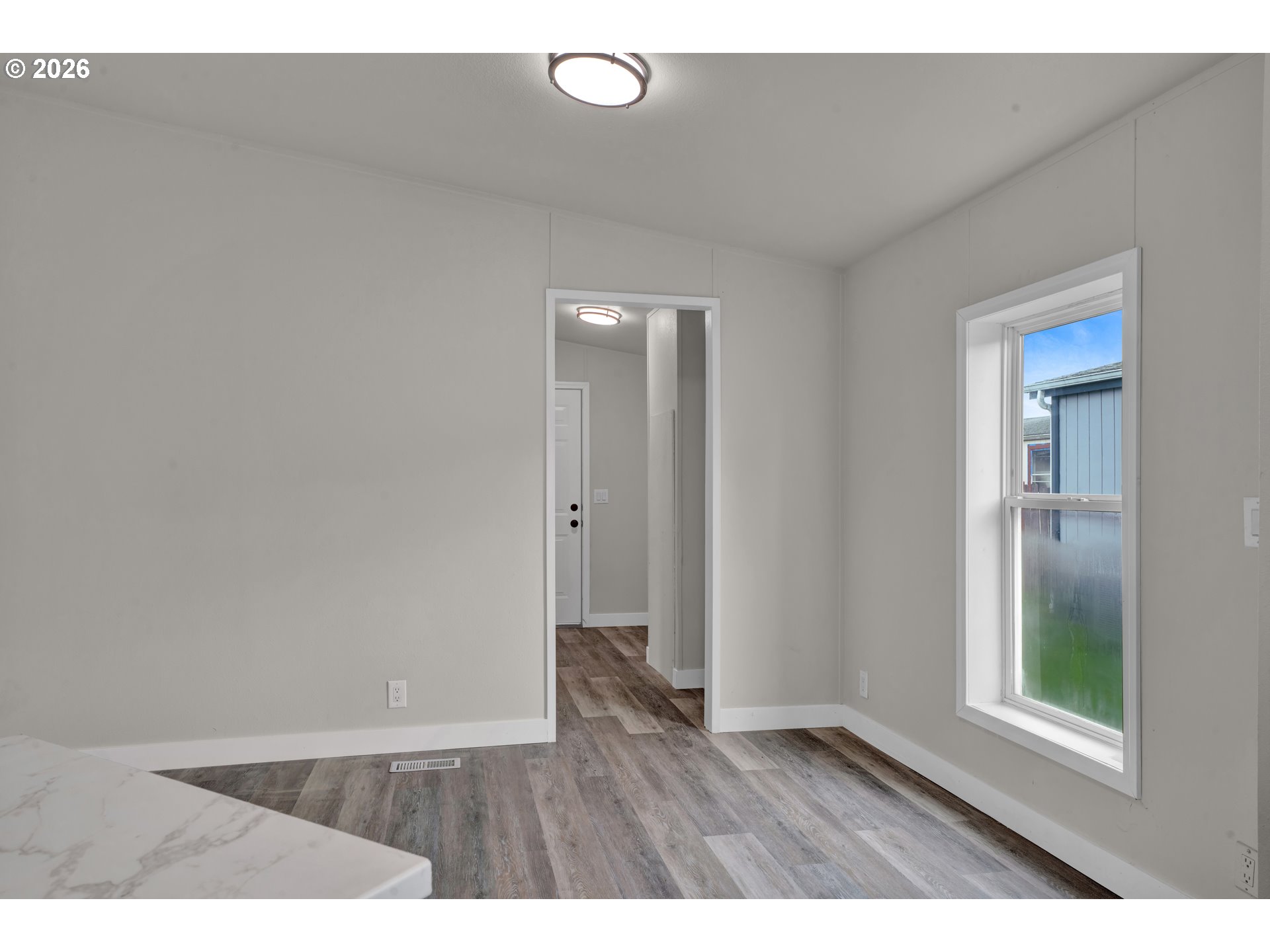 700 North Mill Street, Unit 112 Creswell, OR 97426 - Photo 10 of 28