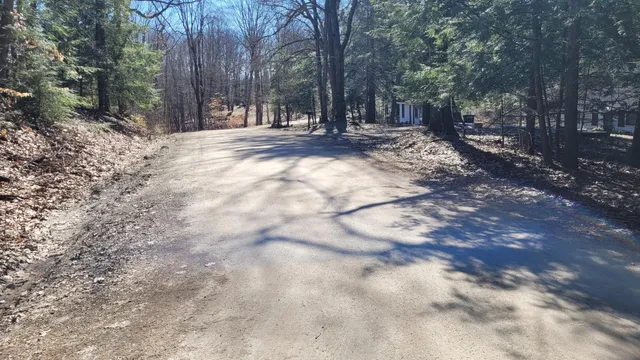 $24,900 | 947 West Locust Street, White Cloud, MI 49349