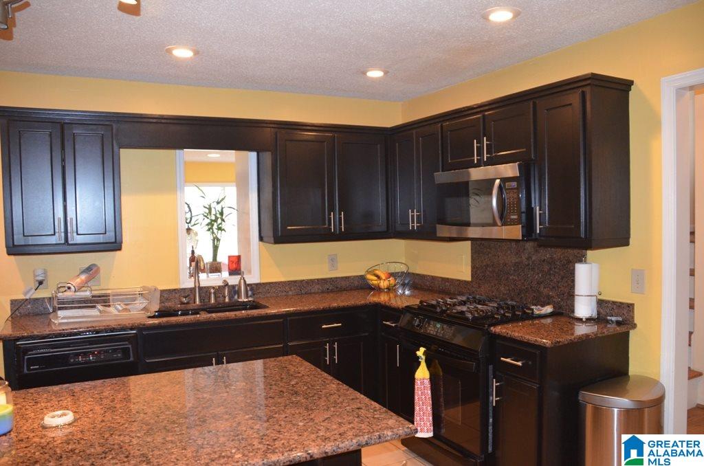 1231 Stillwater Road Anniston, AL 36207 - Photo 3 of 50