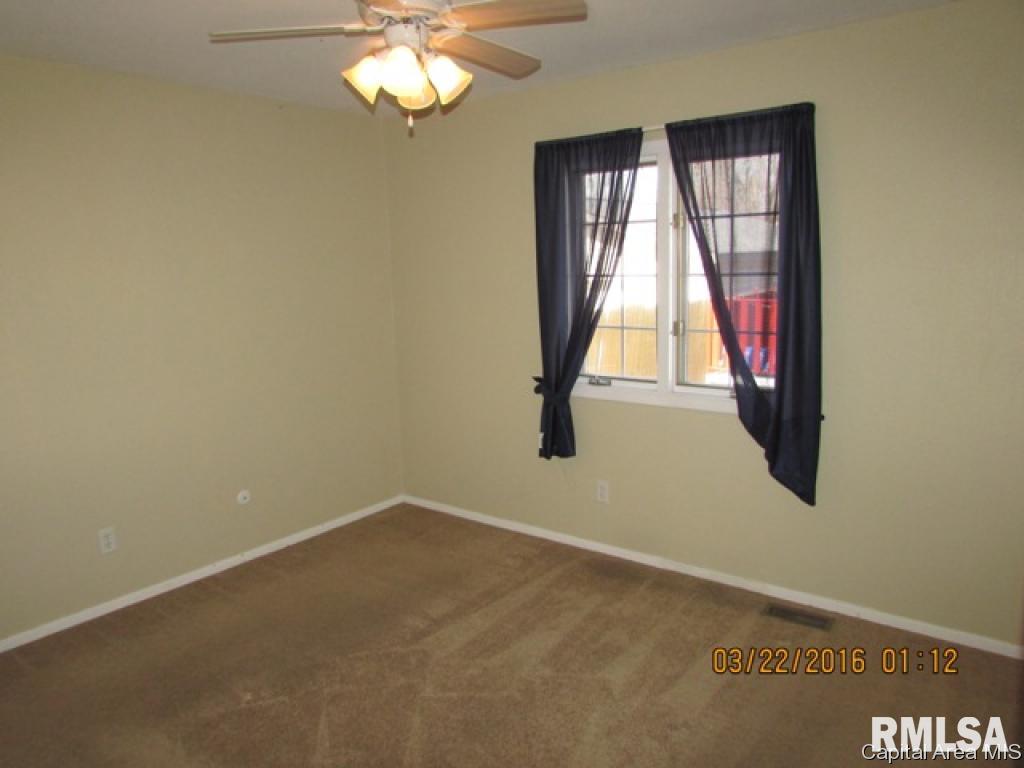 2425 Sutherland Road Springfield, IL 62702 - Photo 14 of 25
