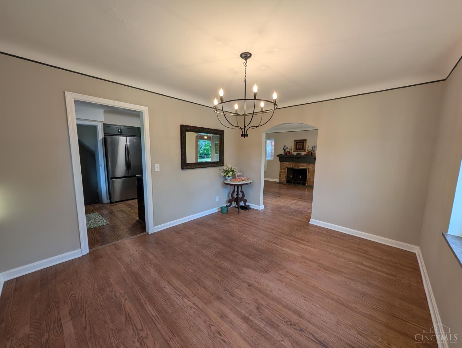 1127 West North Bend Road Cincinnati, OH 45224 - Photo 4 of 23