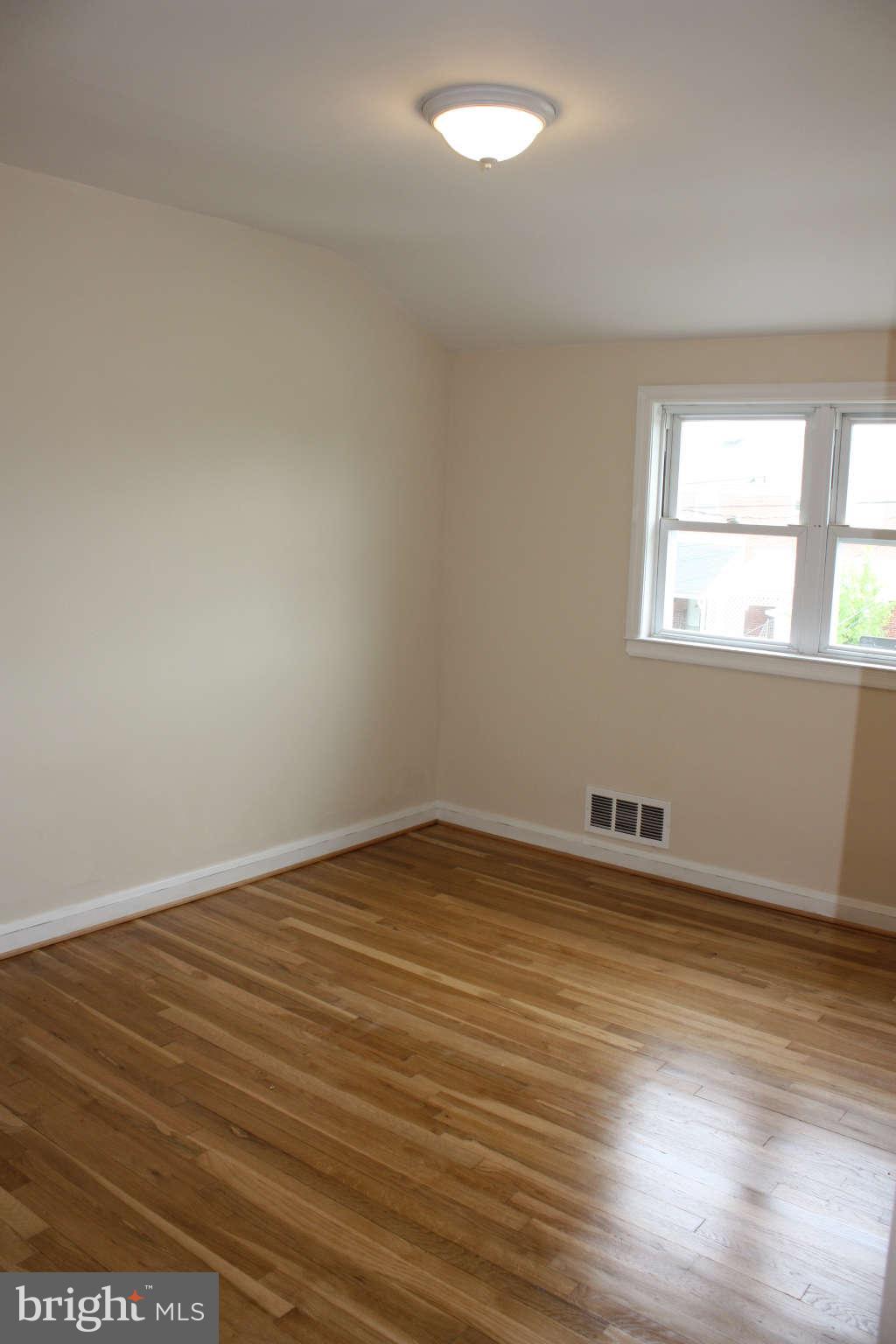 2009 Holborn Road Dundalk, MD 21222 - Photo 14 of 29 Bedroom