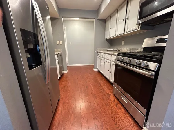 $2,500 | 219 Sierra Court, Woodbridge, NJ 07095