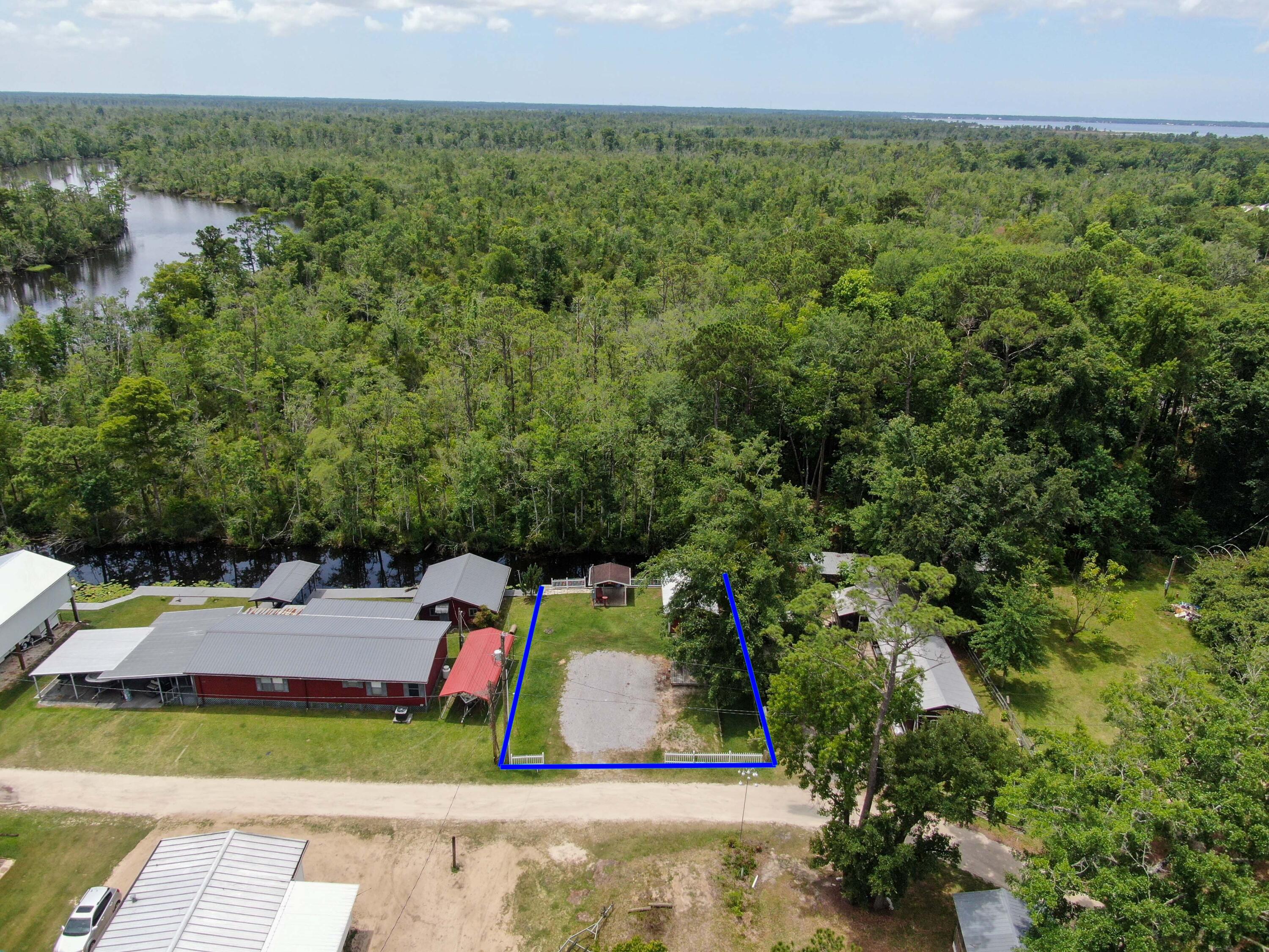 112 South Trey Road Freeport, FL 32439 - Photo 10 of 10 Gallery Image 10