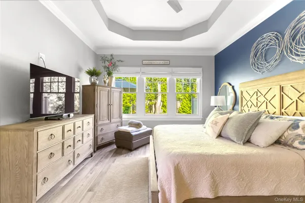 $940,000 | 89 Jims Trail, Bayport, NY 11705