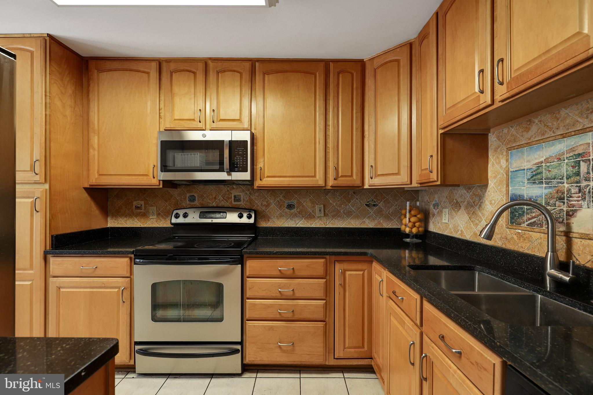 9306 Ispahan Loop Laurel, MD 20708 - Photo 6 of 67