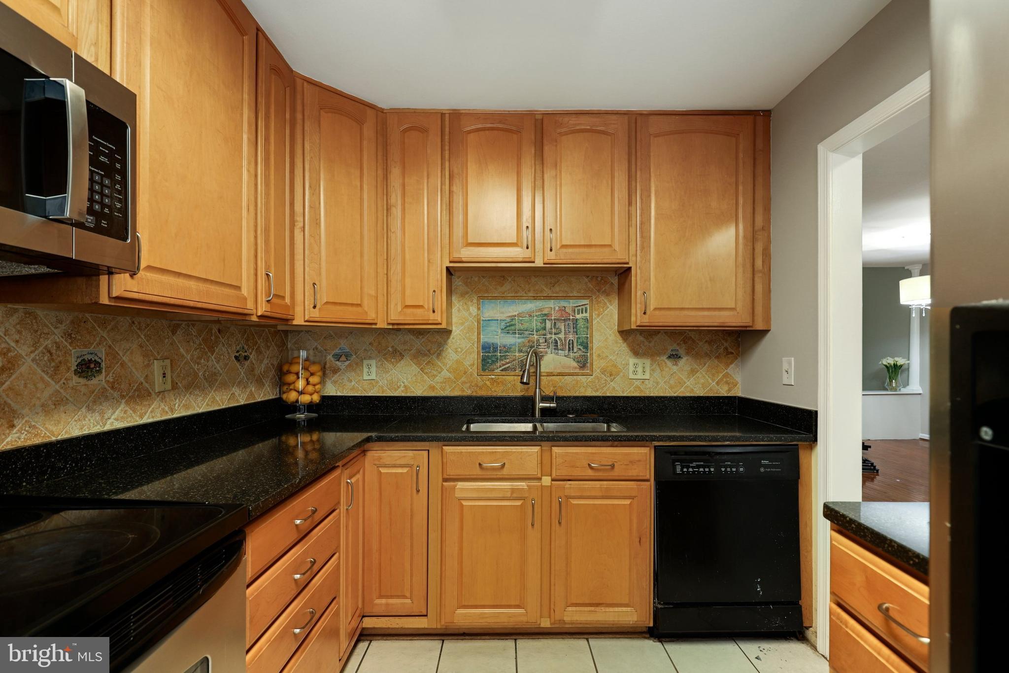 9306 Ispahan Loop Laurel, MD 20708 - Photo 7 of 67