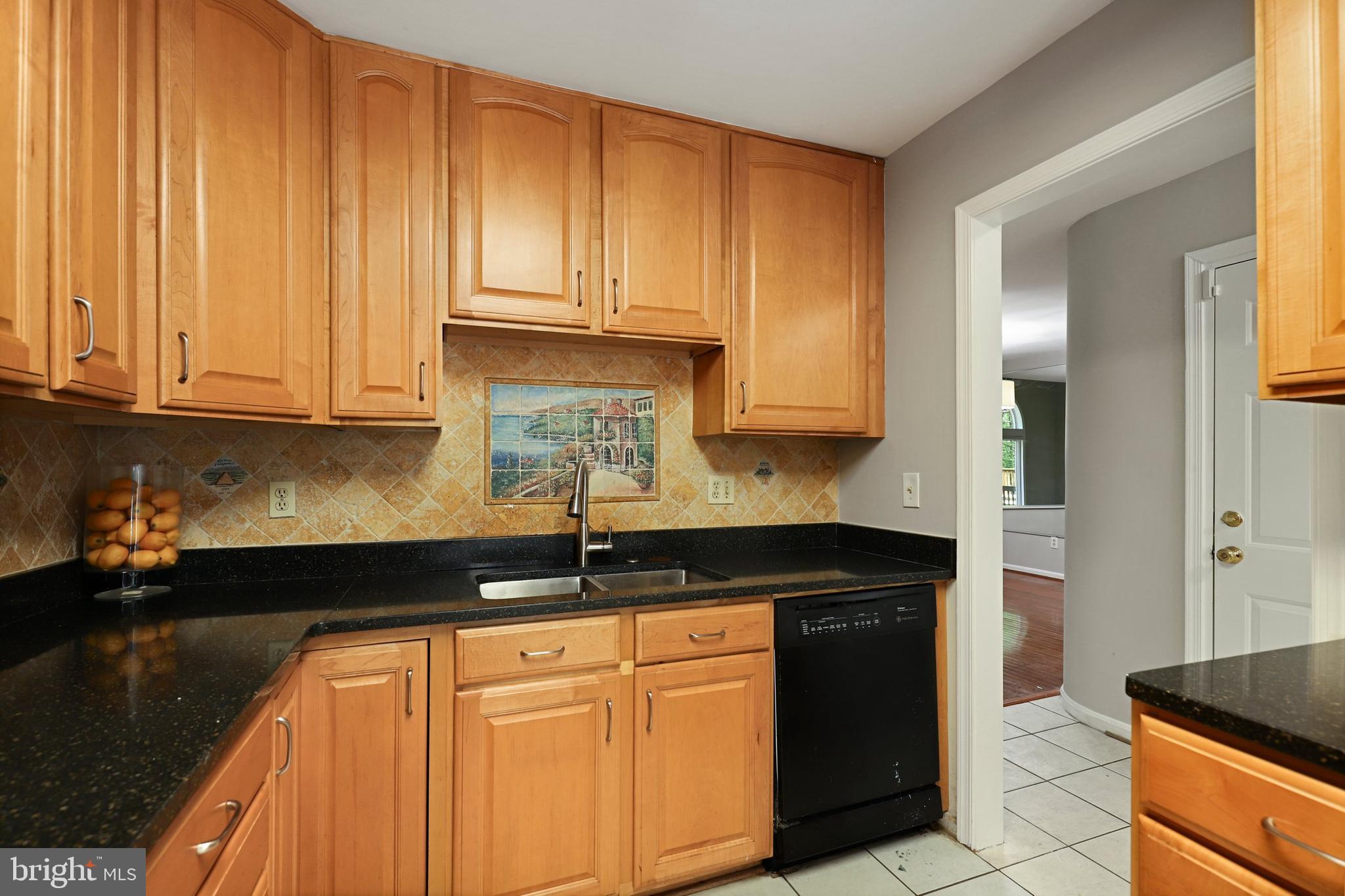 9306 Ispahan Loop Laurel, MD 20708 - Photo 8 of 67