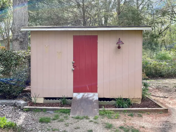 $1,550 | 1402 West Mauney Avenue, Gastonia, NC 28052