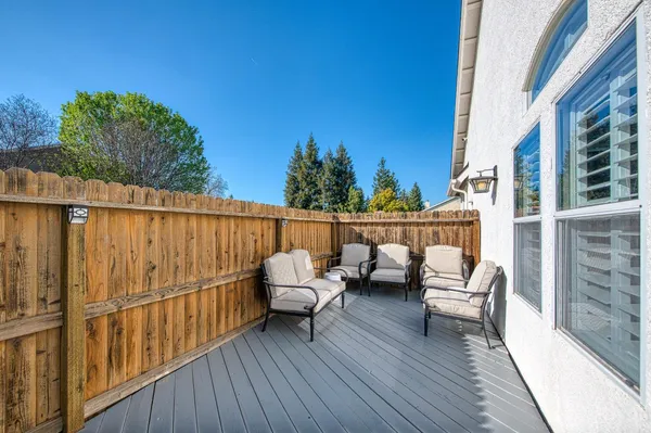 $665,000 | 290 West Loyola Avenue, Clovis, CA 93619