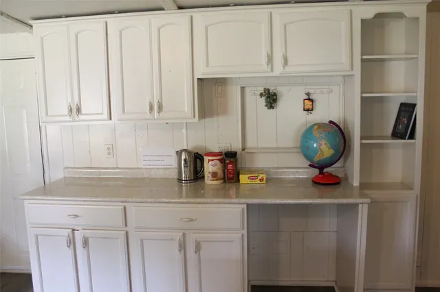 $1,800 | 2011 Miller Road, Unit B, Rosharon, TX 77583