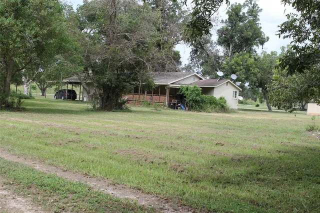 $1,800 | 2011 Miller Road, Unit B, Rosharon, TX 77583