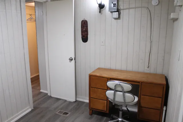 $1,800 | 2011 Miller Road, Unit B, Rosharon, TX 77583