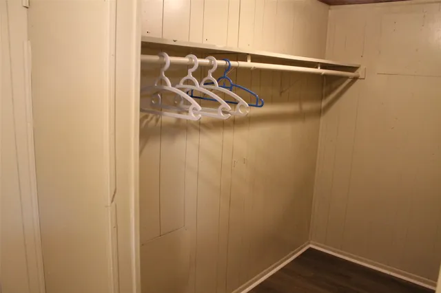 $1,800 | 2011 Miller Road, Unit B, Rosharon, TX 77583