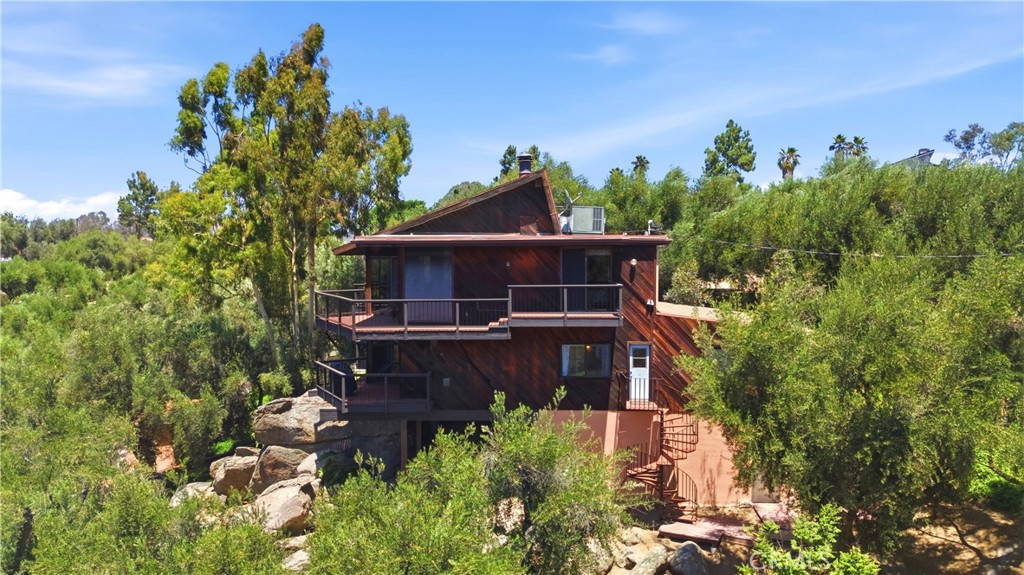 17115 Ranchero Road Riverside, CA 92504 - Photo 11 of 71