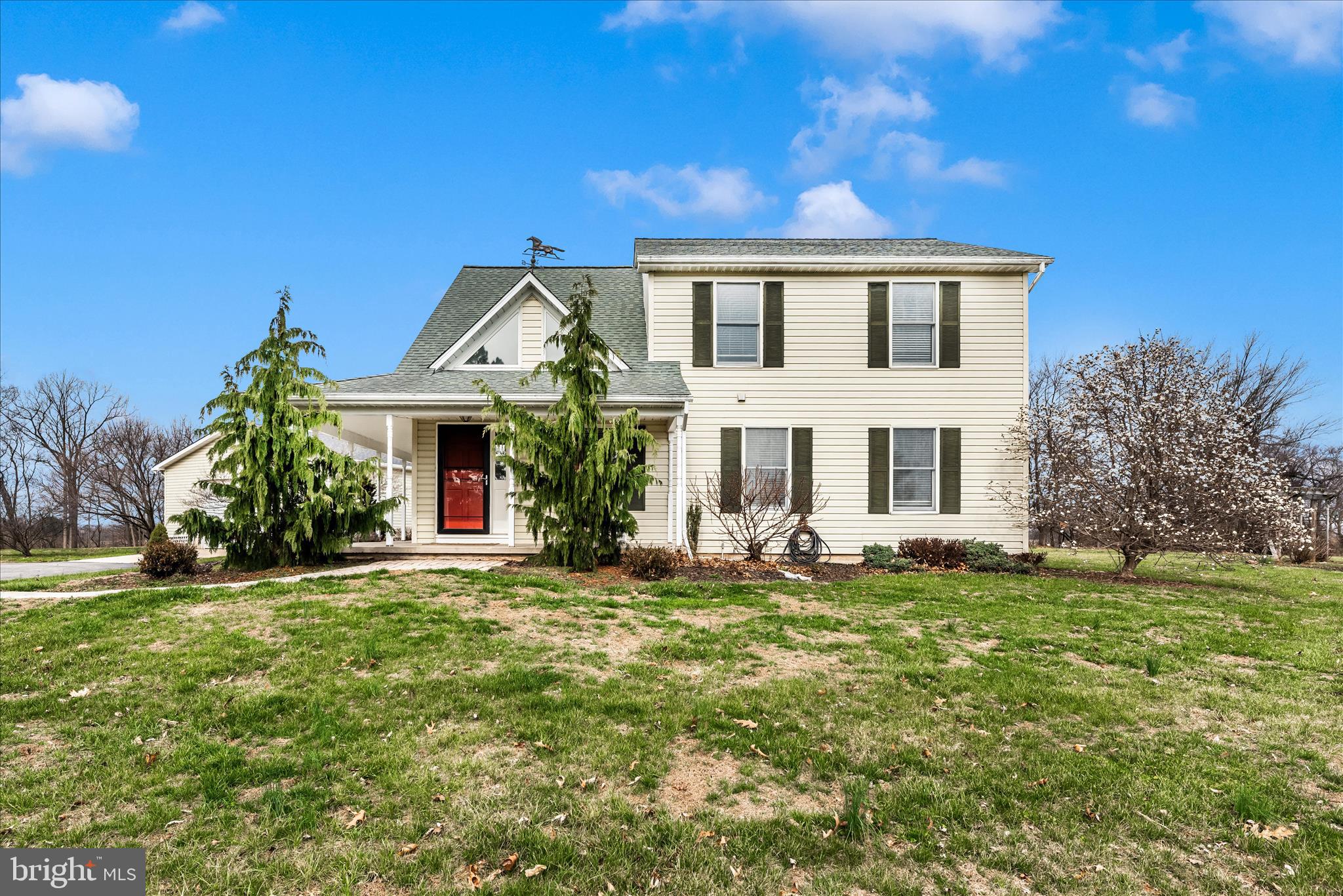 1150 Humbert Schoolhouse Road Westminster, MD 21158 - Photo 2 of 46 a front view of a house with a yard
