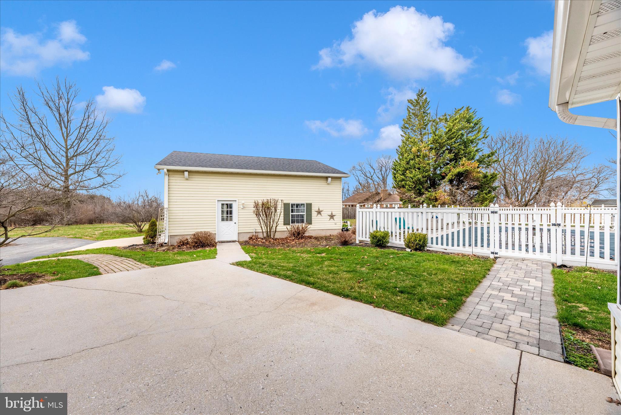 1150 Humbert Schoolhouse Road Westminster, MD 21158 - Photo 43 of 46 a view of a house with backyard and a patio