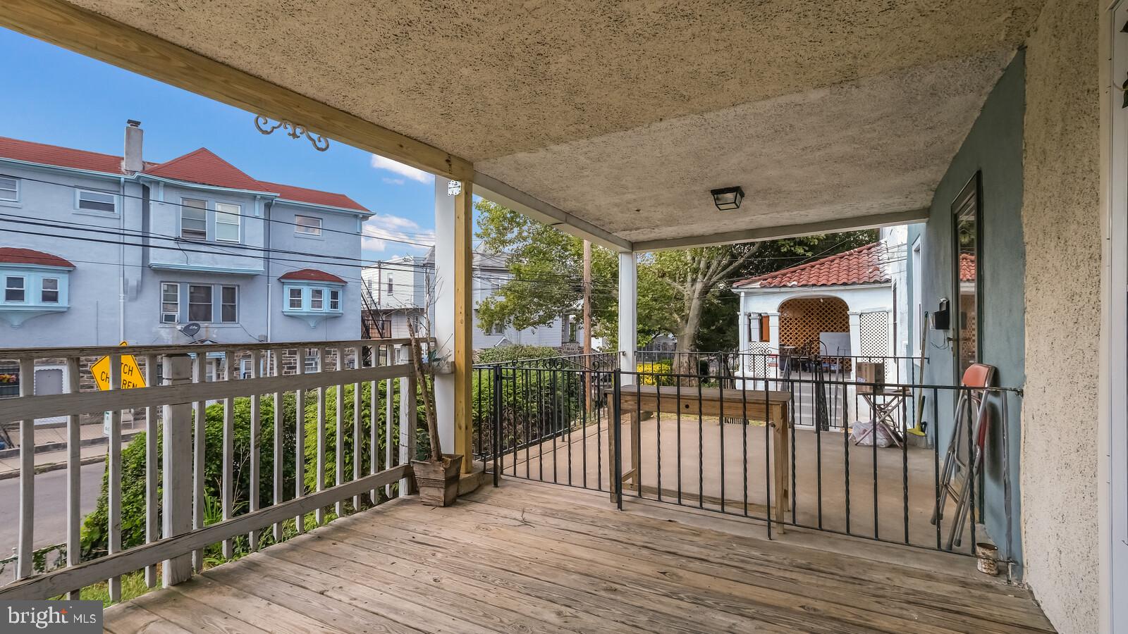 231 Shirley Road Upper Darby, PA 19082 - Photo 3 of 14