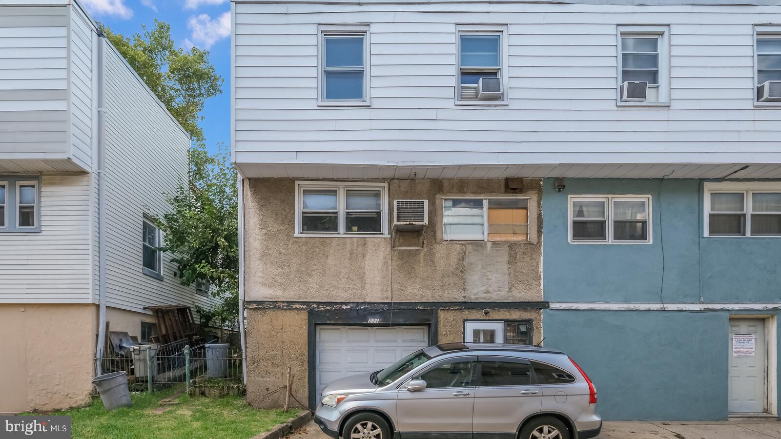 231 Shirley Road Upper Darby, PA 19082 - Photo 4 of 14