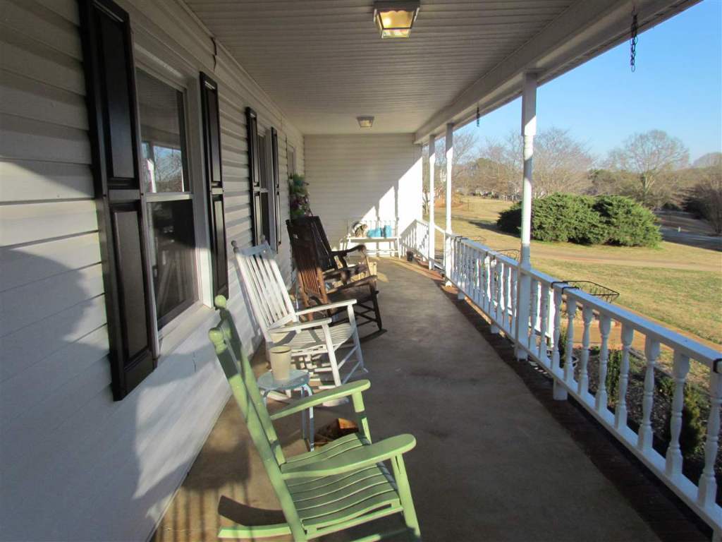 303 Surrey Lane Anderson, SC 29621 - Photo 2 of 25