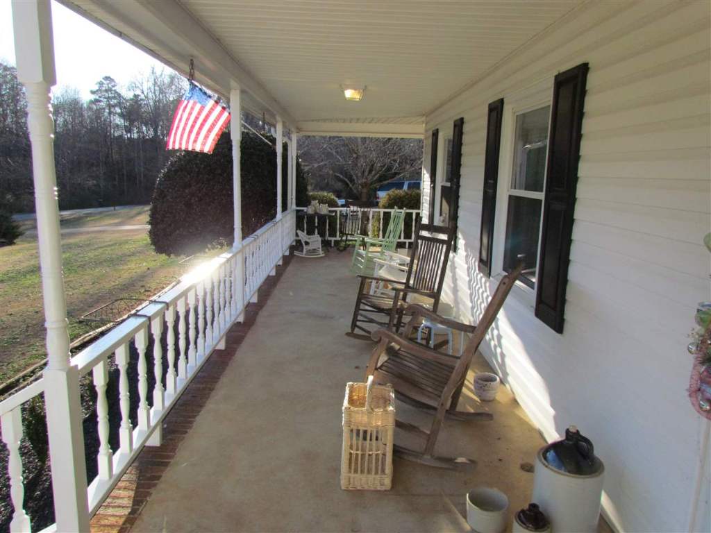 303 Surrey Lane Anderson, SC 29621 - Photo 3 of 25