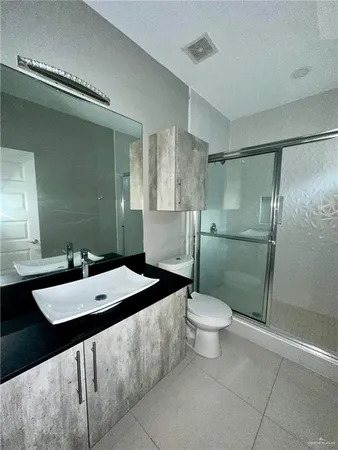 $1,180 | 619 Cathedral Hill, Unit 3, Edinburg, TX 78541