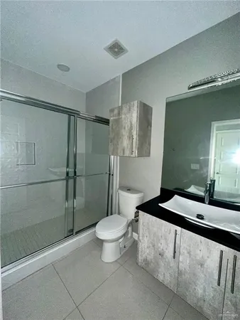 $1,180 | 619 Cathedral Hill, Unit 3, Edinburg, TX 78541